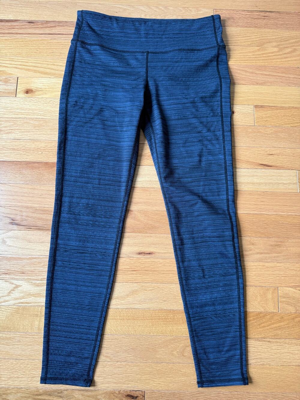 Athleta Textured Blue Black High Rise Leggings Women’s L Yoga Workout Athletic